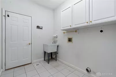 7847 Kings Ridge Circle, Fairborn, OH 45324 - Photo 40