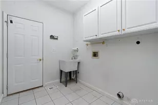 7847 Kings Ridge Cir, Fairborn, OH 45324 - Photo 40