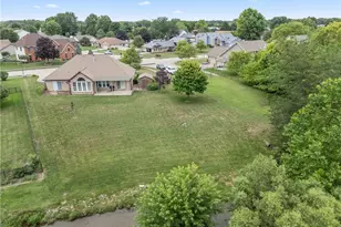 7847 Kings Ridge Cir, Fairborn, OH 45324 - Photo 6