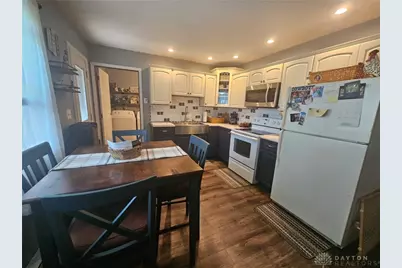 706 Cedar Circle, Eaton, OH 45320 - Photo 6