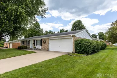 1004 Bristol Drive, Vandalia, OH 45377 - Photo 2