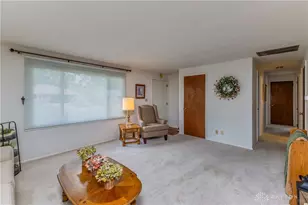 1004 Bristol Dr, Vandalia, OH 45377 - Photo 6