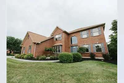 8 Wilderness Cove, Brookville, OH 45309 - Photo 2