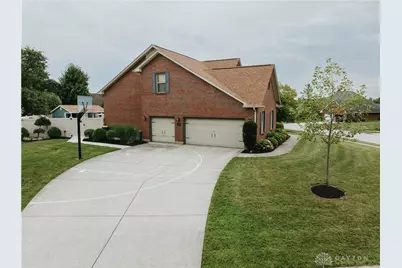 8 Wilderness Cove, Brookville, OH 45309 - Photo 4