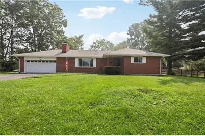 2078 S Belleview Drive, Bellbrook, OH 45305 - Photo 1