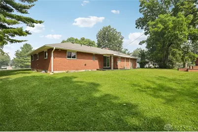 2078 S Belleview Drive, Bellbrook, OH 45305 - Photo 30