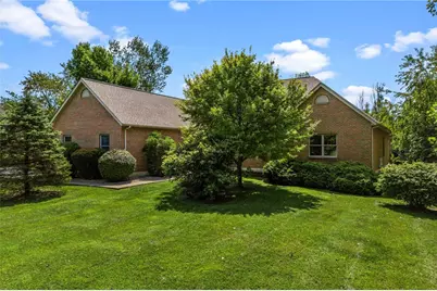 837 Leslie Drive, Wilmington, OH 45177 - Photo 1