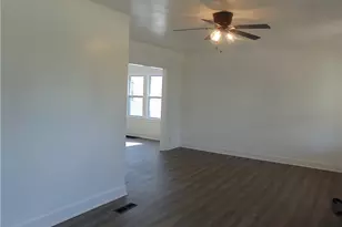 747 Heck Ave, Dayton, OH 45417 - Photo 6