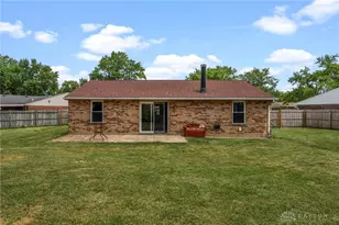 6110 Moss Hill Ct, Huber Heights, OH 45424 - Photo 4