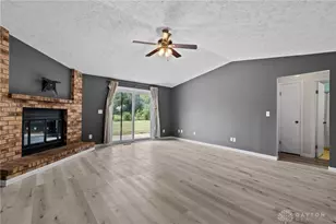6110 Moss Hill Ct, Huber Heights, OH 45424 - Photo 16