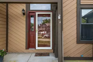 2350 Forestdean Ct, Miami Township, OH 45459 - Photo 10