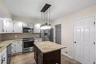 2350 Forestdean Ct, Miami Township, OH 45459 - Photo 24
