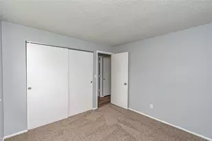 7613 Damascus Dr, Huber Heights, OH 45424 - Photo 12