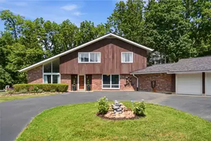 2798 Parakeet Ln, Beavercreek, OH 45434 - Photo 4