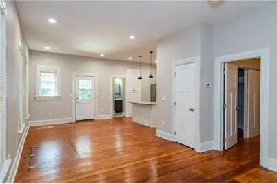 666 Oak Street, Dayton, OH 45410 - Photo 6