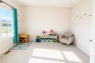 433 Sydney Dr, Tipp City, OH 45371 - Photo 6