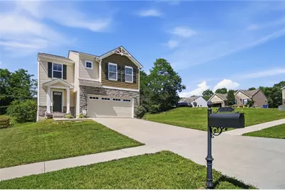 1022 Golden Oak Drive, Hamilton, OH 45013 - Photo 2