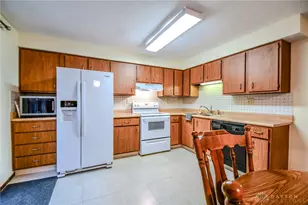 8745 Washington Colony Dr, Washington Twp, OH 45458 - Photo 10