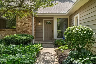 19 Evergreen Circle, Wyoming, OH 45215 - Photo 2