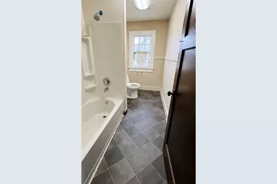 83 W Hudson Avenue, Dayton, OH 45405 - Photo 6