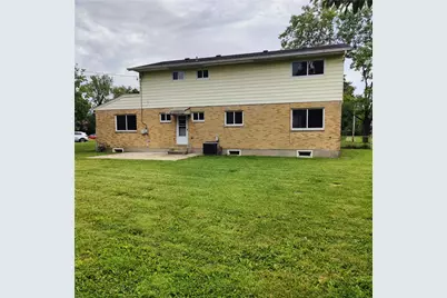 1016 Deer Creek Circle, West Carrollton, OH 45449 - Photo 2