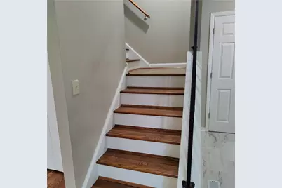 1016 Deer Creek Circle, West Carrollton, OH 45449 - Photo 8