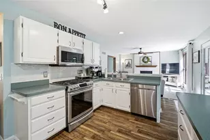 335 Kingsfield Ct, Yellow Springs Vlg, OH 45387 - Photo 8