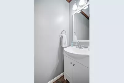 335 Kingsfield Court, Yellow Springs Vlg, OH 45387 - Photo 12