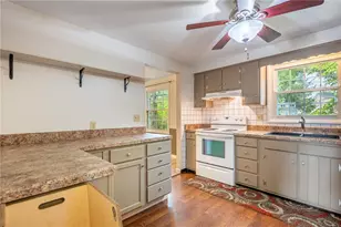 4925 Honeywood Ct, Riverside, OH 45424 - Photo 10