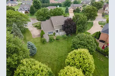 2811 Brittney Lane, Troy, OH 45373 - Photo 10