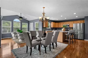 200 Parrott Ct, Fairborn, OH 45324 - Photo 4