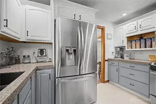 5696 Overbrooke Rd, Kettering, OH 45440 - Photo 10