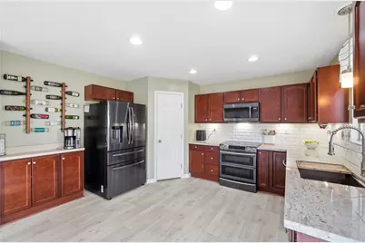 7719 Sycamore Woods Lane, Hamilton, OH 45011 - Photo 16
