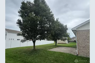 110 Brooke Woode Drive, Brookville, OH 45309 - Photo 12