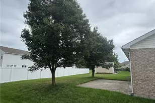 110 Brooke Woode Dr, Brookville, OH 45309 - Photo 12
