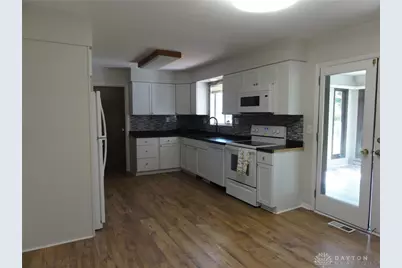 605 Shiloh Drive, Dayton, OH 45415 - Photo 8