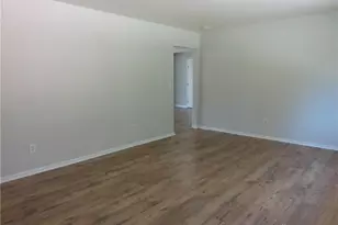 605 Shiloh Dr, Dayton, OH 45415 - Photo 6