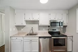 214 Wiesen Ln, Moraine, OH 45439 - Photo 10