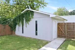 663 Greenlawn Ave, Dayton, OH 45403 - Photo 32