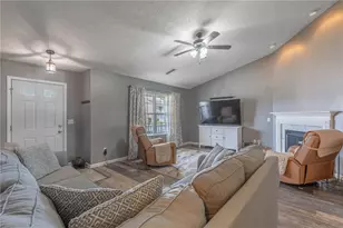492 Kreider Dr, Fairborn, OH 45324 - Photo 2
