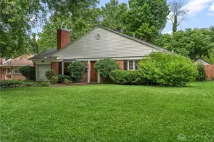 217 Westhaven Dr, Kettering, OH 45429 - Photo 2
