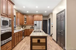 2054 Winding Brook Way, Xenia, OH 45385 - Photo 22