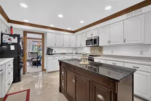 861 Kelsey Ct, Washington Twp, OH 45458 - Photo 16