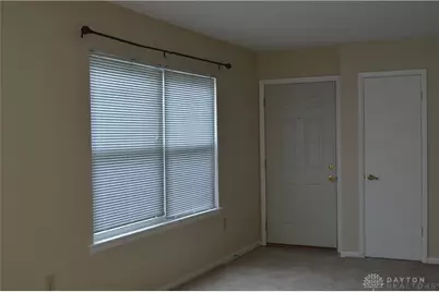 1217 Robbins Run Court, Washington Twp, OH 45459 - Photo 2
