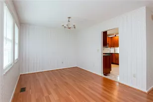 4305 Spring Hollow Ct, Dayton, OH 45424 - Photo 8