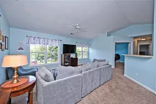 1064 Heritage Green Dr, Monroe, OH 45050 - Photo 8