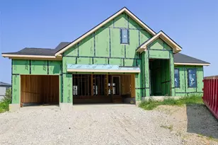 9196 Remy Ct, Clear Creek Township, OH 45458 - Photo 2