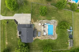 1707 Rock Rose Ct, Turtlecreek Twp, OH 45036 - Photo 2