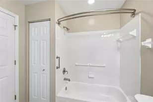 1596 Turnberry Village Dr, Washington Twp, OH 45458 - Photo 34