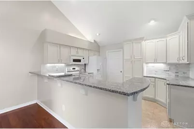 1596 Turnberry Village Drive, Washington Twp, OH 45458 - Photo 14
